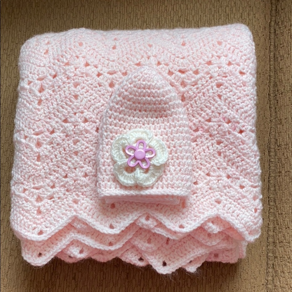 NEW Pink Lemonade BABY BLANKET/HAT SET